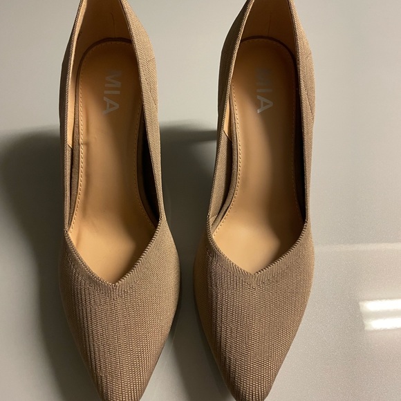 MIA WOMEN'S MAIRE PUMPS knit 8 medium nordstrom high heels beige new - Picture 7 of 7